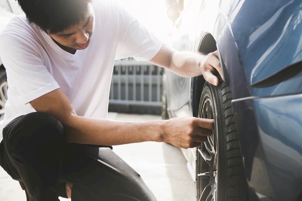 How to Read & Determine Tire Size for Your Vehicle